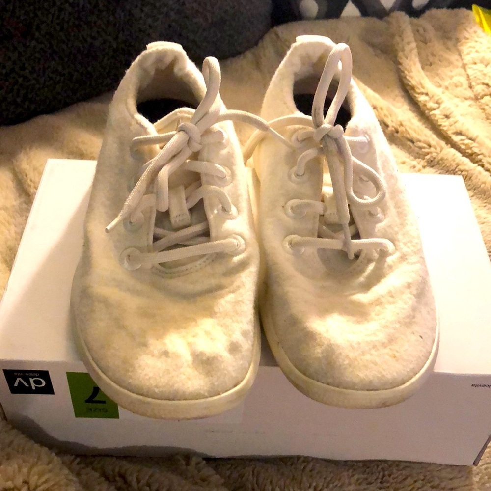 Allbirds Wool Runners, size 8
